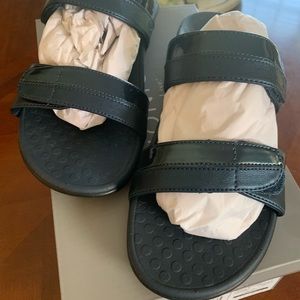 Vionic Sandals *NEW Navy Tide Shore Sandals Size 8